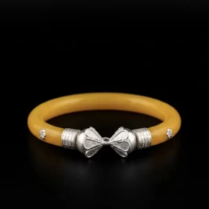 The Bow Motif Silver Pola