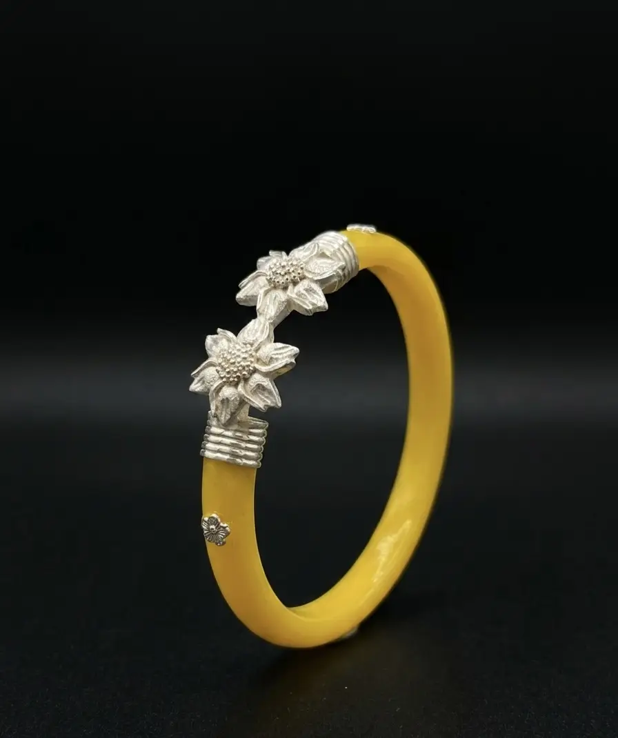 The Banalata Silver Pola