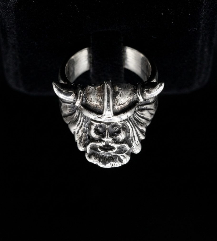 Nordic Warrior Horned Helmet Silver Ring