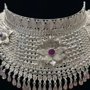 Royal Choker
