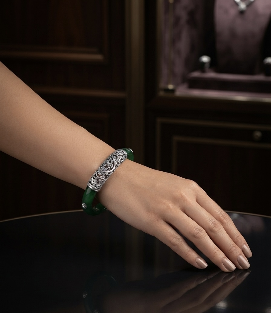 Green Floral Filigree Pola - Image 2