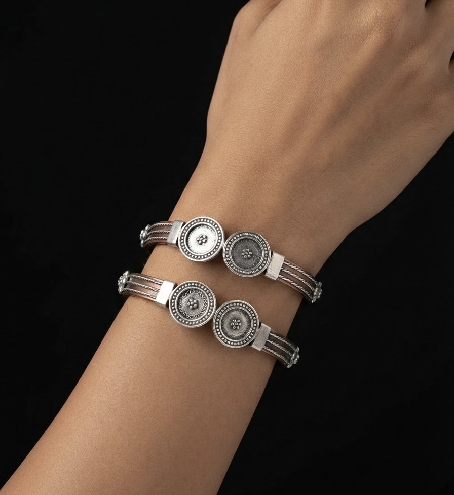 Chakra Wirework Handcrafted Silver Noa