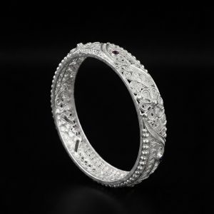Kusuma Filigree Handcrafted Silver Chur