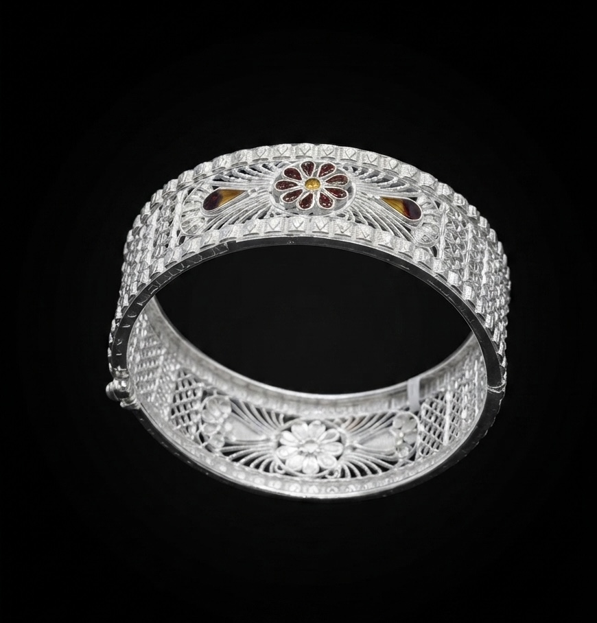 Pushpa Filigree Handcrafted Silver Chur