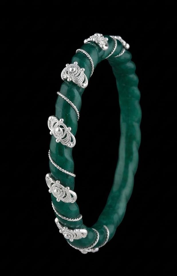 Green Twisted Silver Filigree Pola Bangle