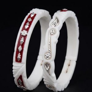 Red Motif Silver Bound Shankha